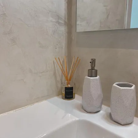 Guest house Casa Mar - - Terracina