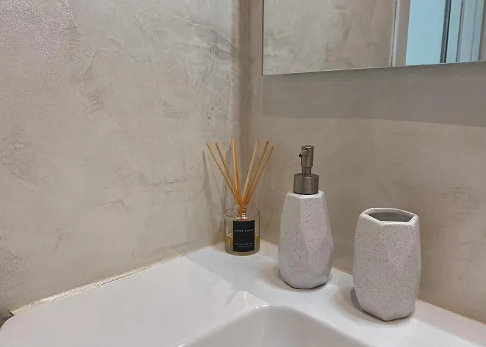 Guest house Casa Mar - - Terracina