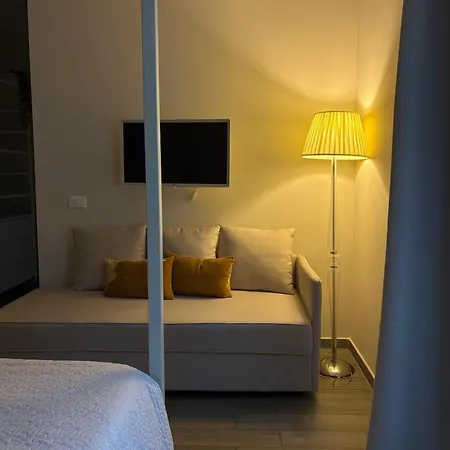 לינה וארוחת בוקר Casa Mar - -